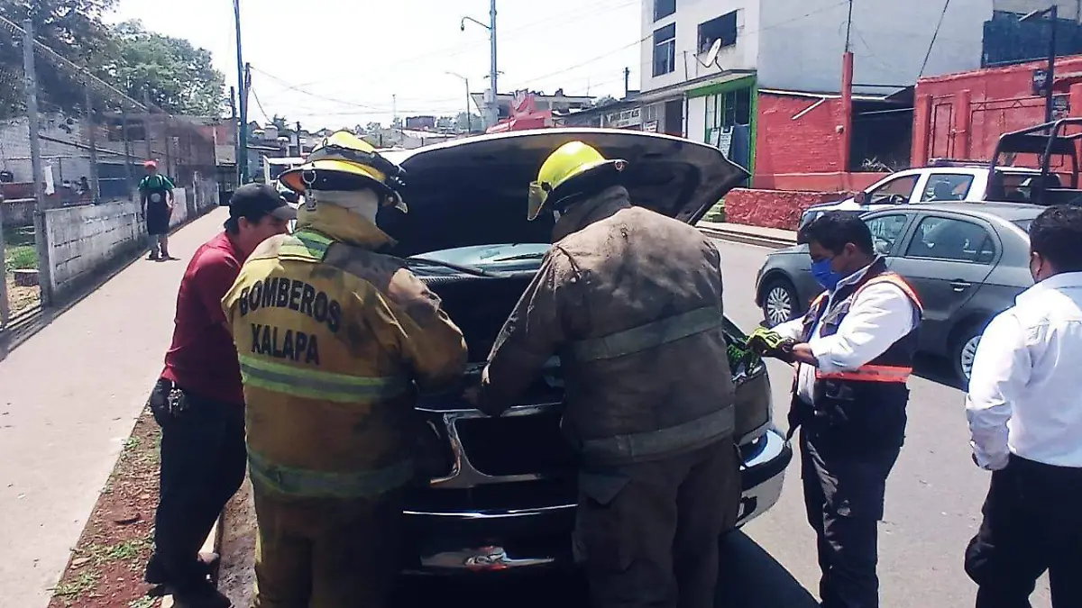 Incendio camioneta